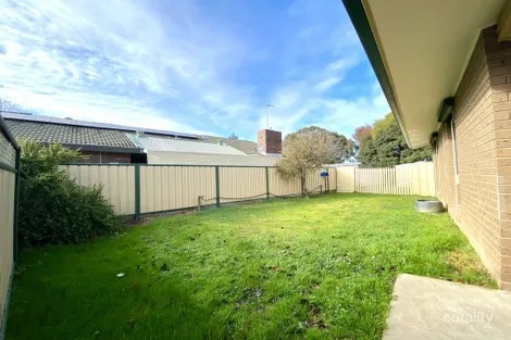 Property photo of 21 Hillview Avenue Moama NSW 2731