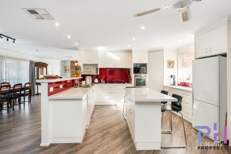 Property photo of 12 Goldsmiths Road Eaglehawk VIC 3556