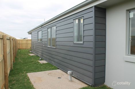 Property photo of 2/31 Primavera Boulevard Beaconsfield QLD 4740