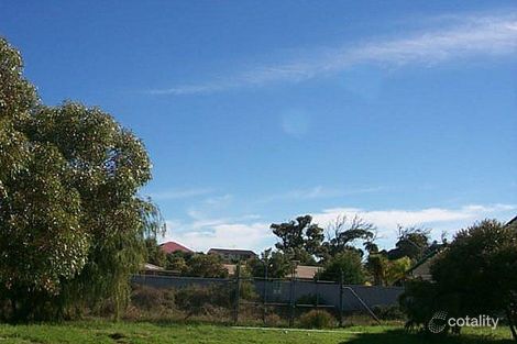 30 Fairway Cres, Meadow Springs, WA 6210