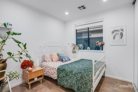 18a Manoora St, Greenacres, SA 5086