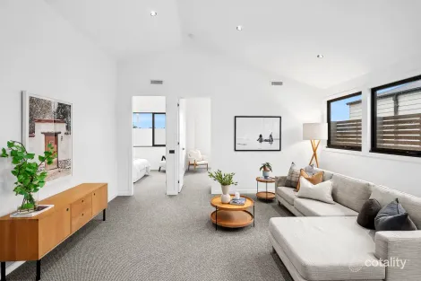 2/39 Marshall St, Newtown, VIC 3220
