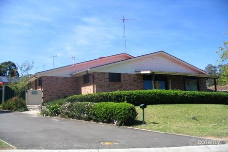 28 Waterfall Cres, Cranebrook, NSW 2749