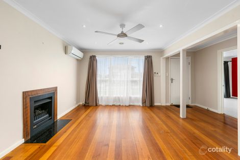Property photo of 30 Fourth Avenue Hoppers Crossing VIC 3029