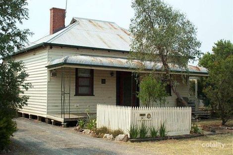 24 Milbourne St, Warracknabeal, VIC 3393