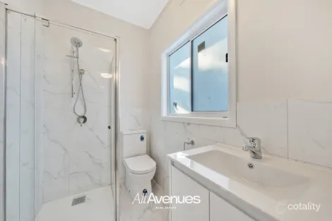 Property photo of 11 Phillip Avenue Springvale VIC 3171