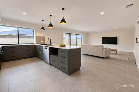 Property photo of 12 Feather Drive Mooroopna VIC 3629