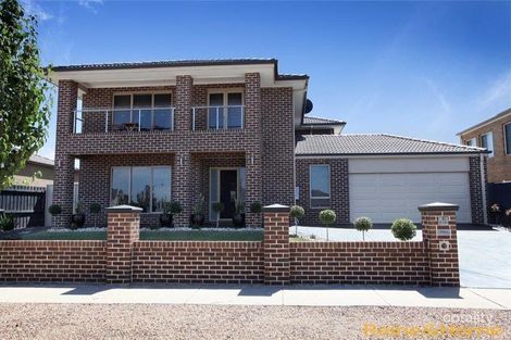 Property photo of 25 Balmain Circuit Taylors Hill VIC 3037