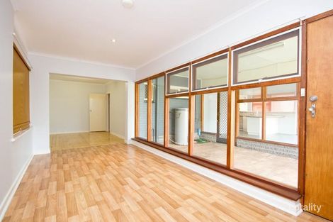 Property photo of 18 Sunset Crescent Grange SA 5022