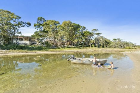 Property photo of 1 The Boulevarde Bongaree QLD 4507