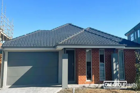 Property photo of 73 Domain Drive Beveridge VIC 3753