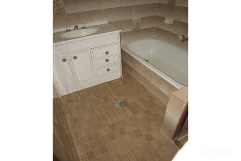 Property photo of 1/3 Hillstar Avenue Burleigh Waters QLD 4220