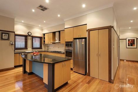 Property photo of 535 Centre Road Bentleigh VIC 3204