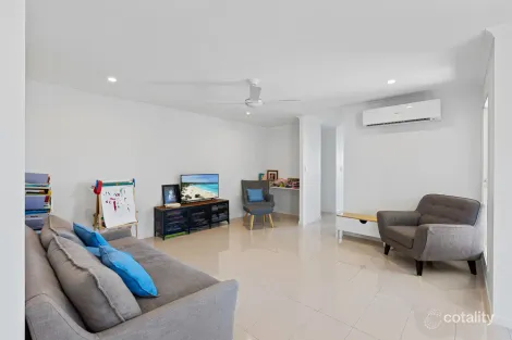 Property photo of 1 Honeyeater Place Bli Bli QLD 4560
