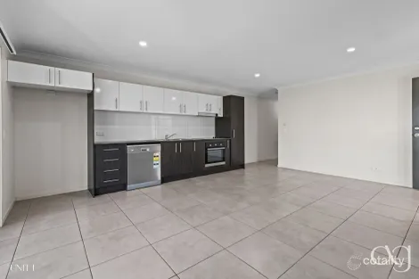 Property photo of 235 Edwards Street Flinders View QLD 4305