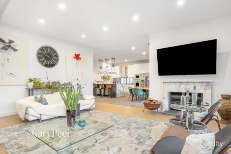 Property photo of 89 Woornack Road Carnegie VIC 3163