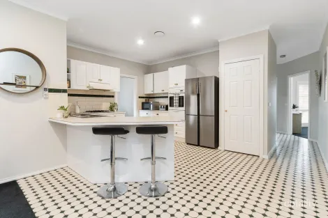 Property photo of 143 Maxwell Street Mornington VIC 3931