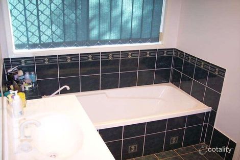 Property photo of 17 Eagle Avenue Waterford West QLD 4133