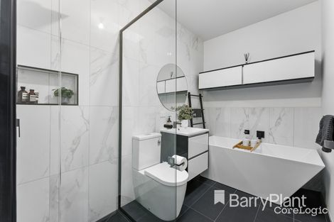 Property photo of 2/14 Mark Street St Albans VIC 3021