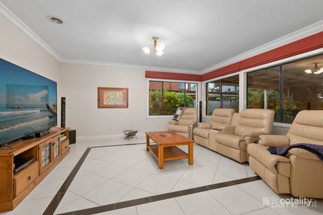 Property photo of 3 Hexham Place Narre Warren South VIC 3805