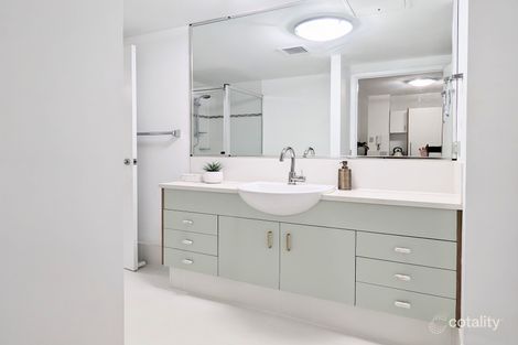 Property photo of 75/15 Goodwin Street Kangaroo Point QLD 4169