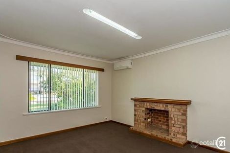 Property photo of 20 Leighton Road East Halls Head WA 6210