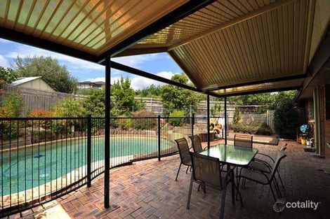 Property photo of 5 Newbury Court Ashwood VIC 3147