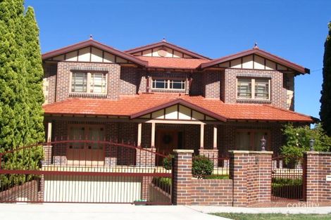 31 Pine Ave, Five Dock, NSW 2046