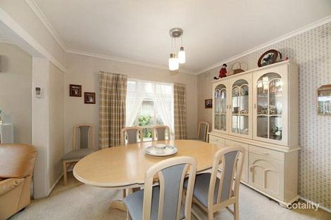 Property photo of 11 Sherlowe Court Bentleigh East VIC 3165