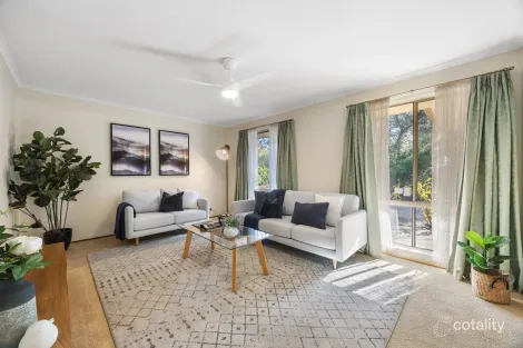 32 Woodlea Dr, Aberfoyle Park, SA 5159
