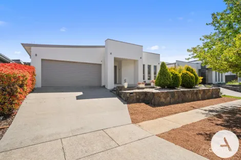 Property photo of 5 Gavin Long Street Franklin ACT 2913
