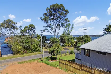 9 MAWARRA ST, MACLEAY ISLAND, QLD 4184