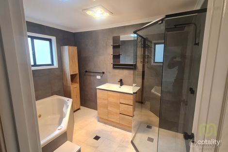 Property photo of 33 Tatchell Street Calwell ACT 2905