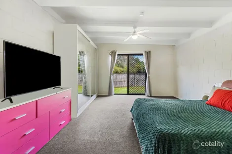 Property photo of 12 Green Road Regents Park QLD 4118