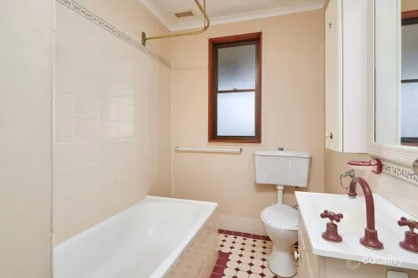 Property photo of 3 O'Connor Street Tolland NSW 2650