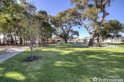Property photo of 21 Ficus Lane Forrestfield WA 6058