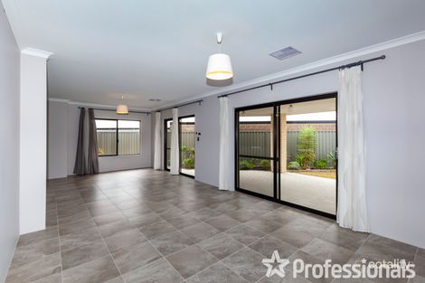 Property photo of 13 Rockefeller Way Harrisdale WA 6112