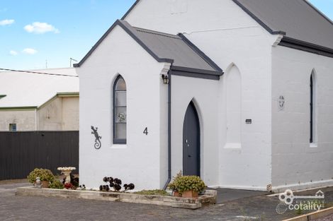 4 Kingsley Rd, Allendale East, SA 5291