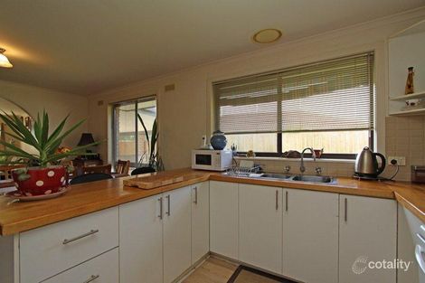 Property photo of 23 Dunsmuir Drive Rosebud VIC 3939