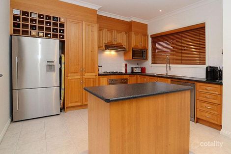 Property photo of 13 Ancona Drive Mill Park VIC 3082