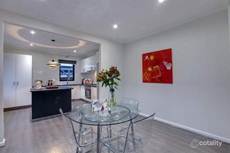 Property photo of 86 Boldrewood Parade Reservoir VIC 3073