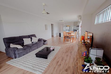 Property photo of 13B Clovelly Crescent Lynwood WA 6147