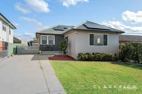 11 Glover St, East Maitland, NSW 2323