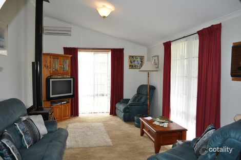 Property photo of 23 Marshall Lane Avoca VIC 3467