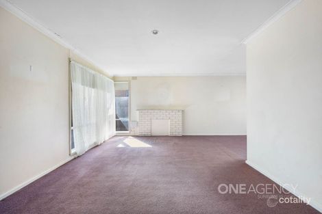 Property photo of 124 McKell Avenue Sunbury VIC 3429