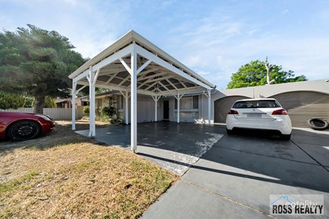 Property photo of 13 Whitehouse Drive Koondoola WA 6064