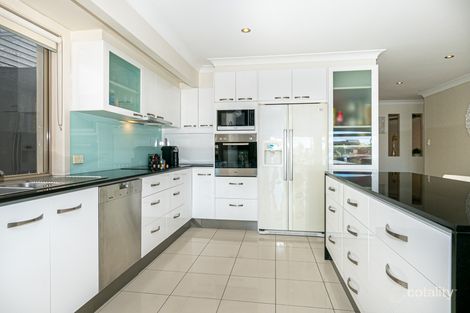Property photo of 86 Pebble Beach Drive Runaway Bay QLD 4216