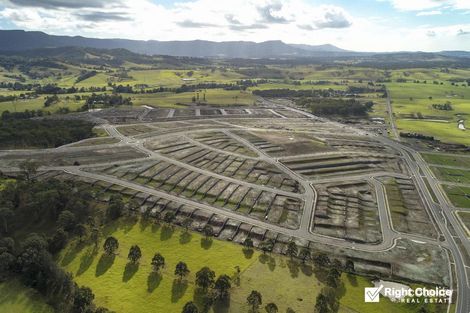 40 Oak Farm Rd, Calderwood, NSW 2527