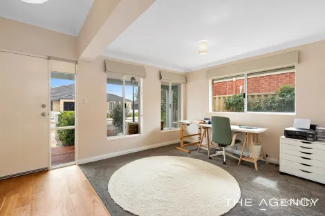Property photo of 11 Essence Bend Atwell WA 6164