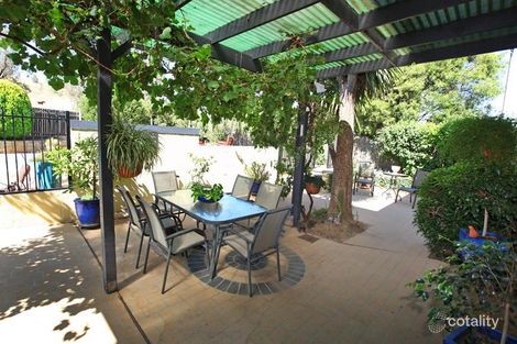 Property photo of 10 Fisken Crescent Kambah ACT 2902